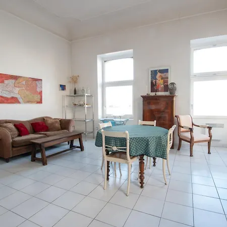 Renne - Vue Imprenable Sur Le Rhone * Arles